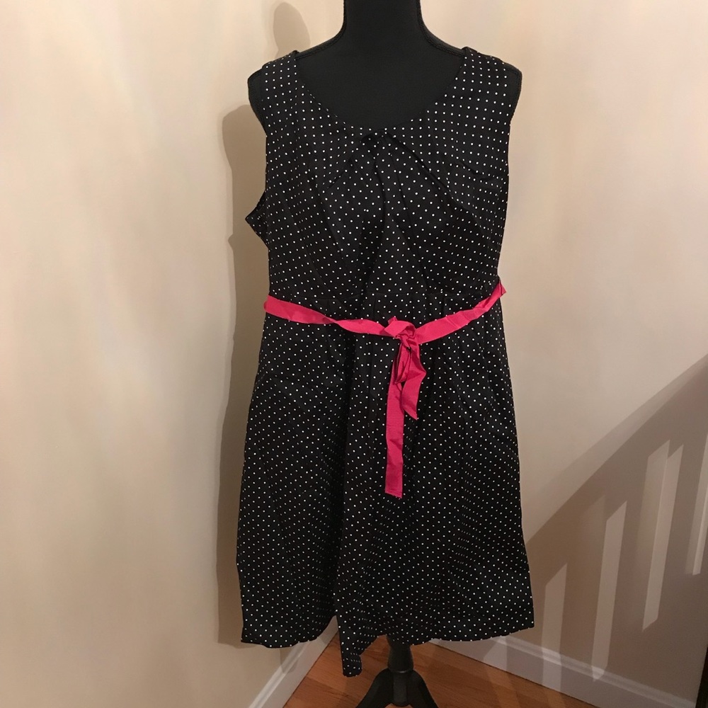 🎀🖤NWT Motherhood Maternity ALine Dress